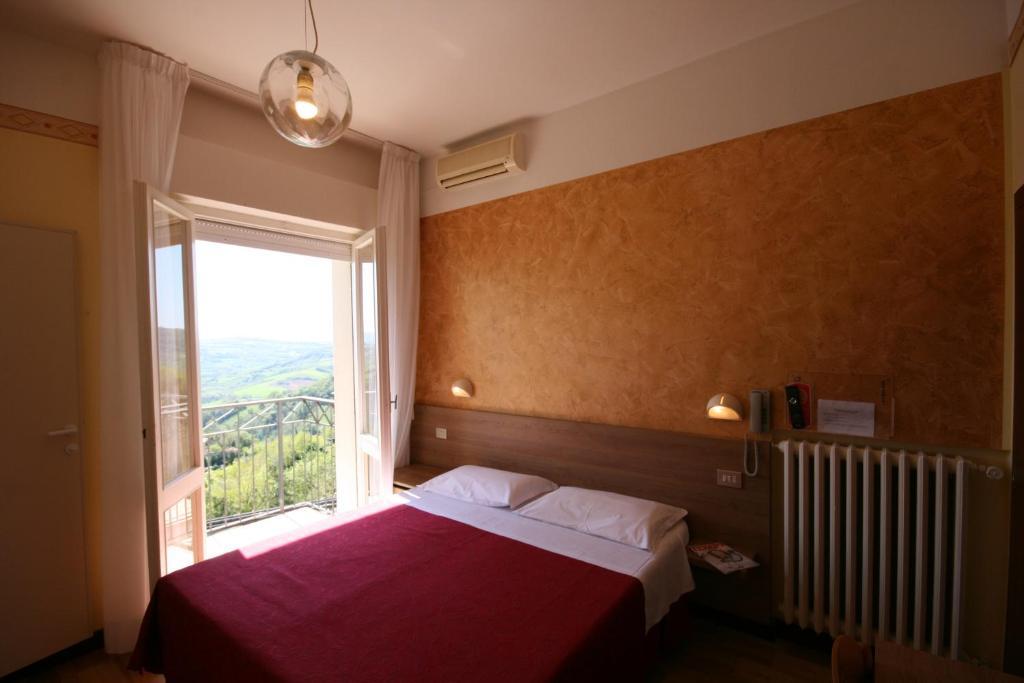 Albergo Centopini Gemmano Quarto foto