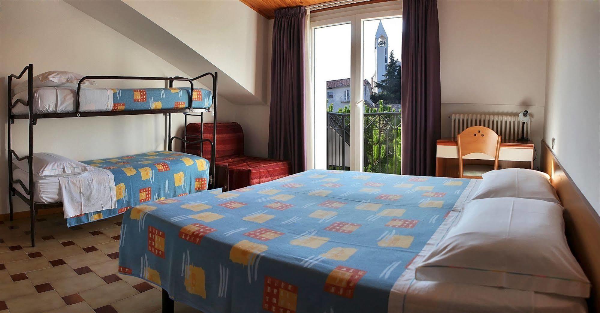Albergo Centopini Gemmano Exterior foto